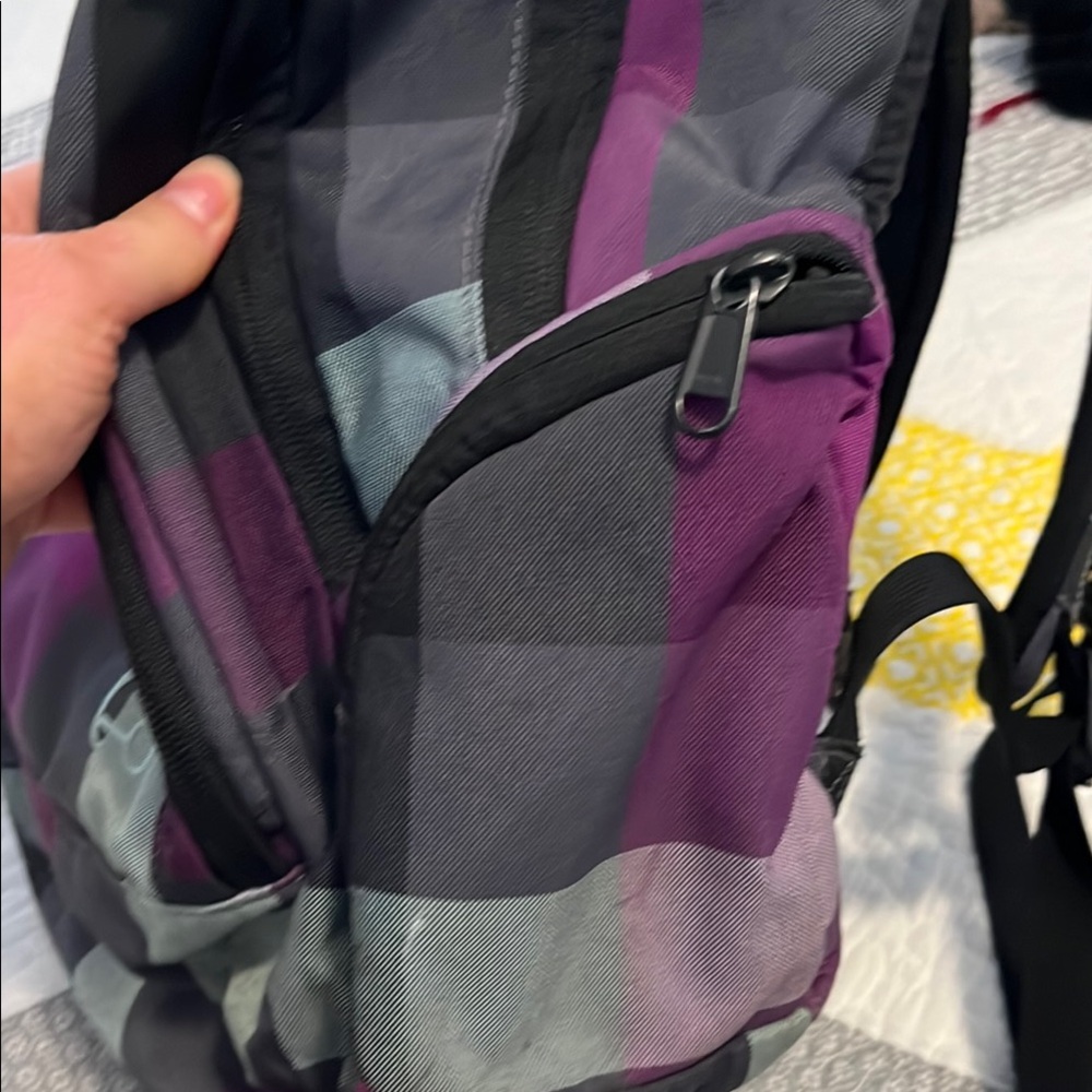 Dakine Plaid Backpack - Picture 3 of 10